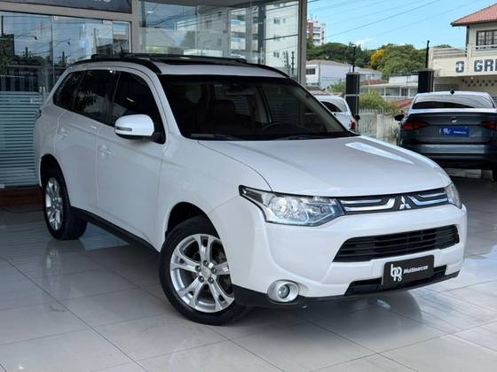 MITSUBISHI OUTLANDER 2.0 16V GASOLINA 4P AUTOMÁTICO MITSUBISHI OUTLANDER 2.0 16V GASOLINA 4P AUTOMÁTICO